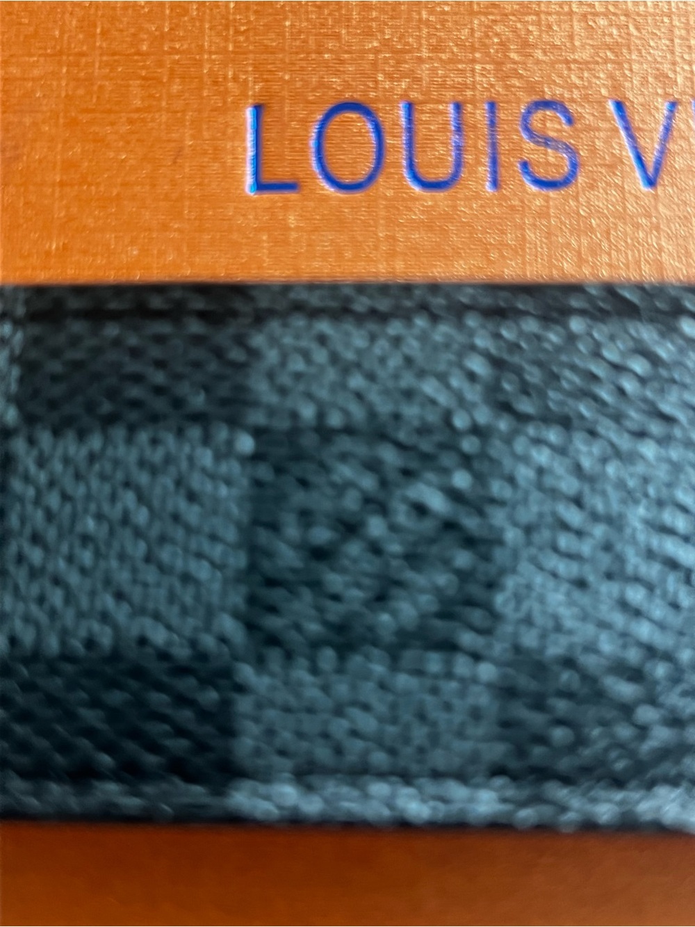 Louis Vuitton Black Damier Canvas Men’s Belt with Silver LV Buckle - Picture 5 of 8